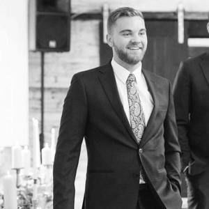 Meet your Posher, Chase